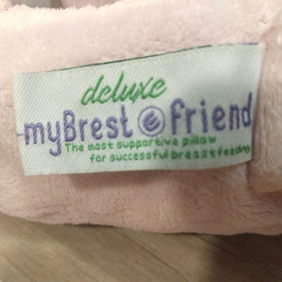 My Breast Friend Deluxe pillow with extra cover - Picture 3 of 3